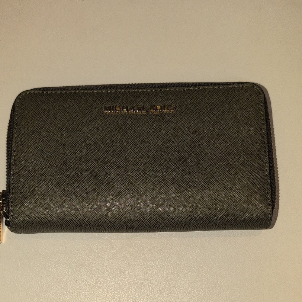 Michael Kors Dark Gray Zip Wallet